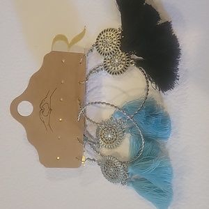 🦩 3 for $25 NWT 3 pairs of boho fringe earrings